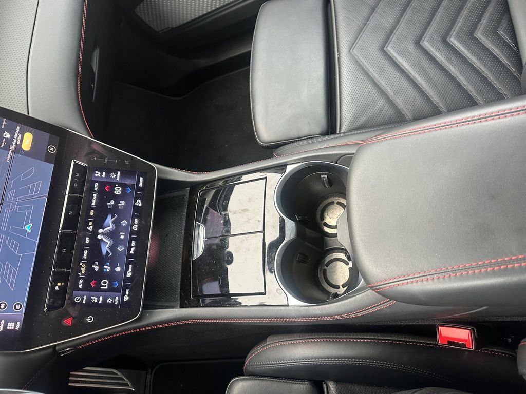 Used 2023  Maserati Modena image 11