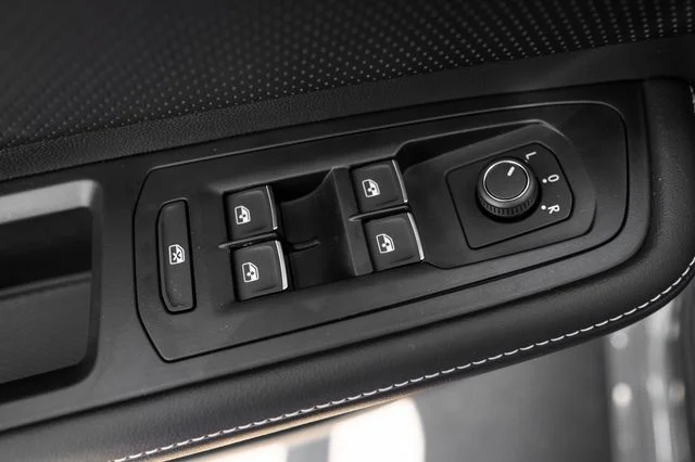 2026 Volkswagen Atlas SE w/Tech - Photo 15