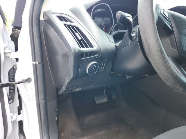 Used 2018 Oxford White Ford S image 16