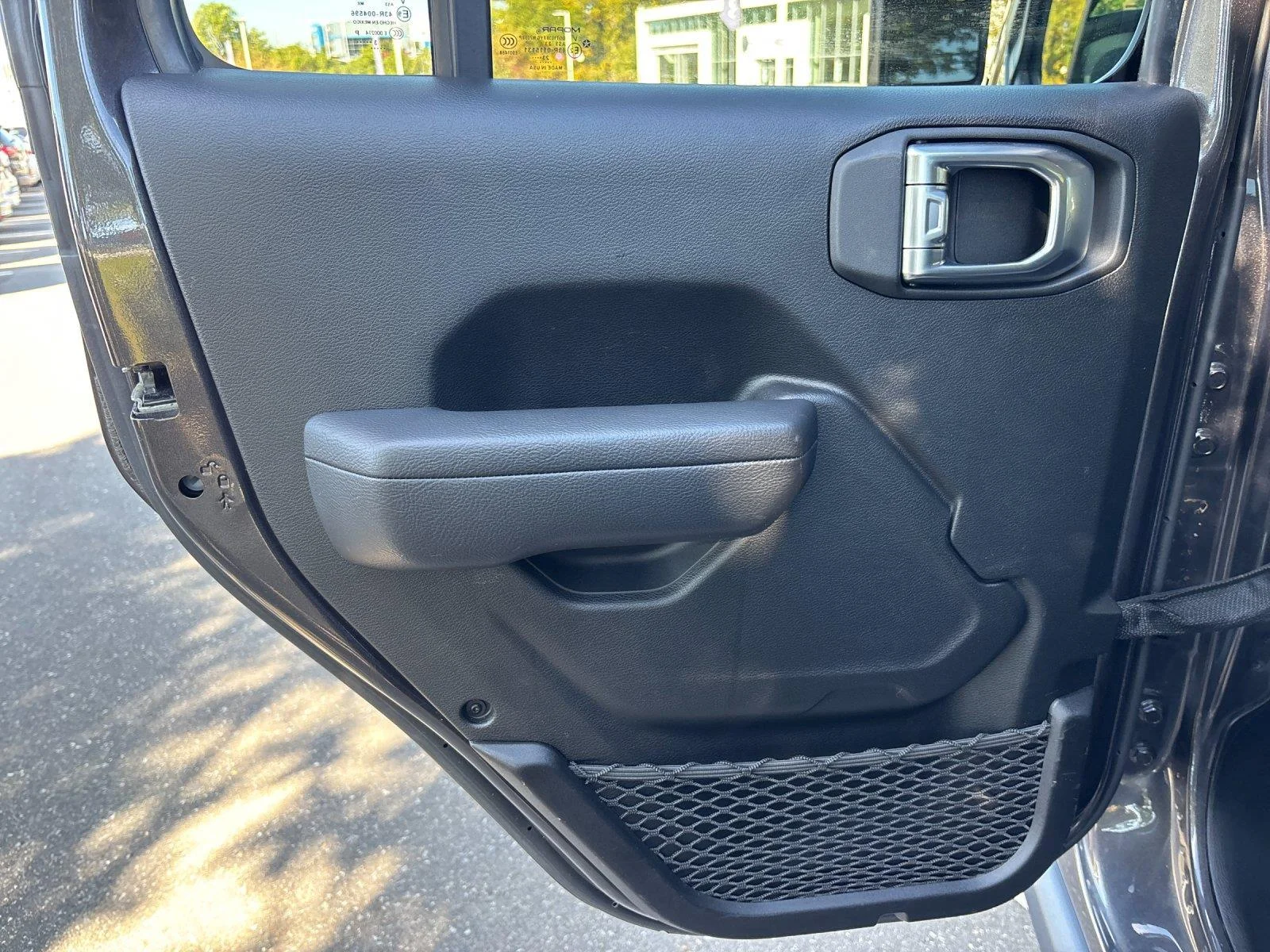 Used 2024 Granite Crystal Metallic Clearcoat Jeep Willys image 31