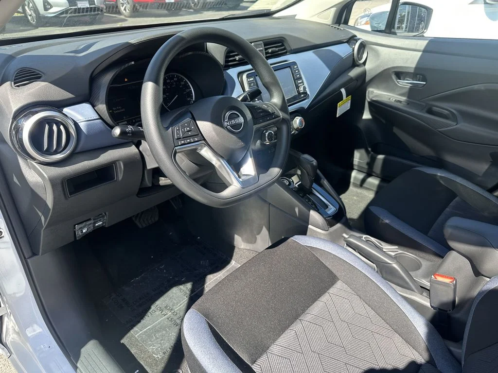2025 Nissan Versa Sedan SV - Photo 12
