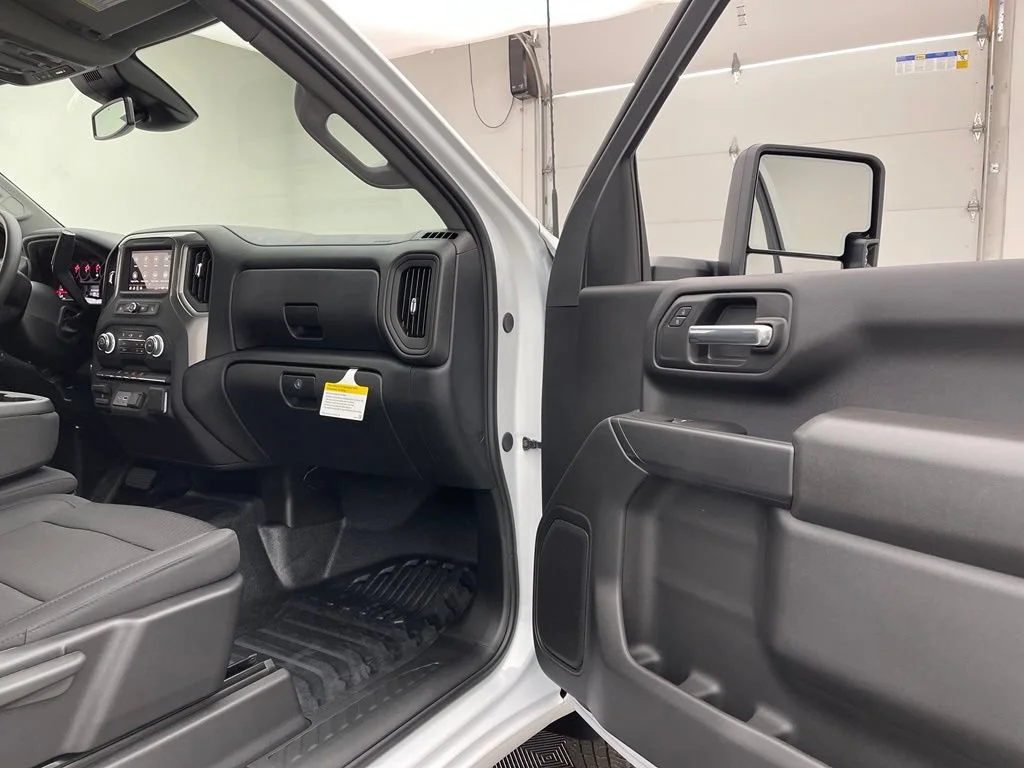 2026 GMC Sierra 3500HD Pro - Photo 29