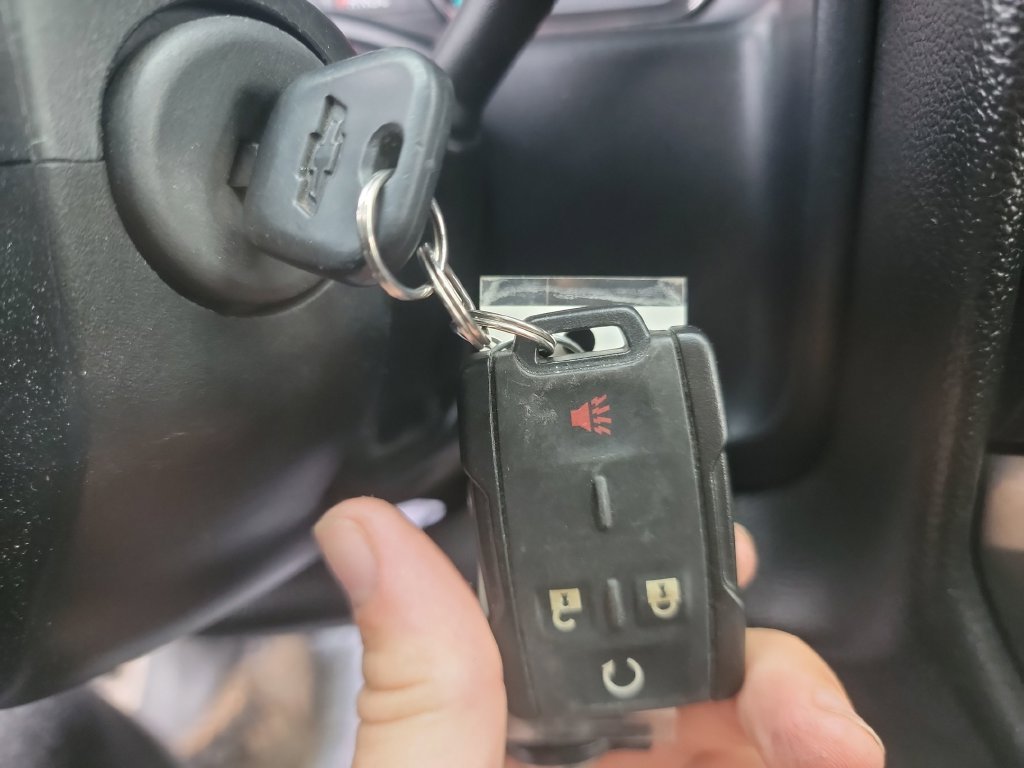 Used 2017 Gray Chevrolet LT image 29