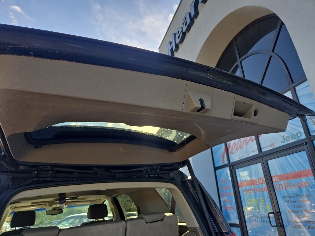 Used 2018 Gray Chevrolet Premier image 99