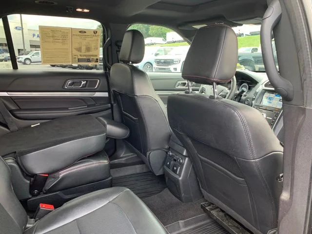 Used 2018 Gray Ford Sport image 12