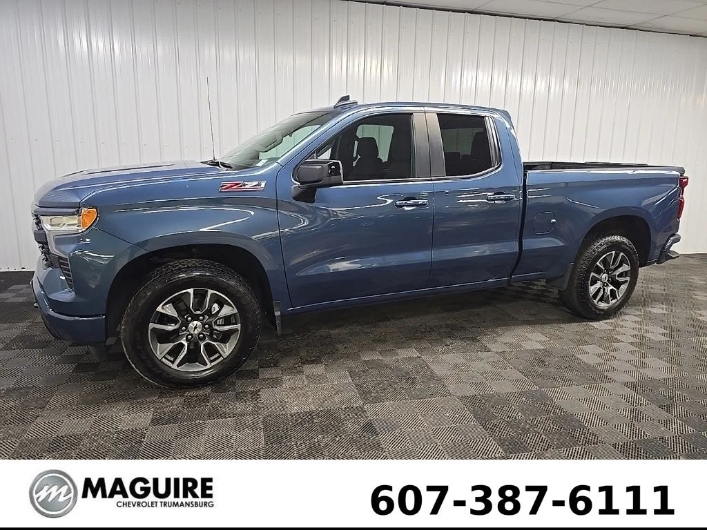 Used 2024 Blue Chevrolet RST image 6