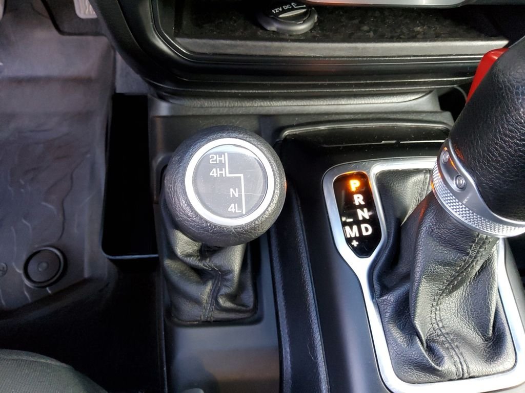 Used 2020 Green Jeep Sport image 30