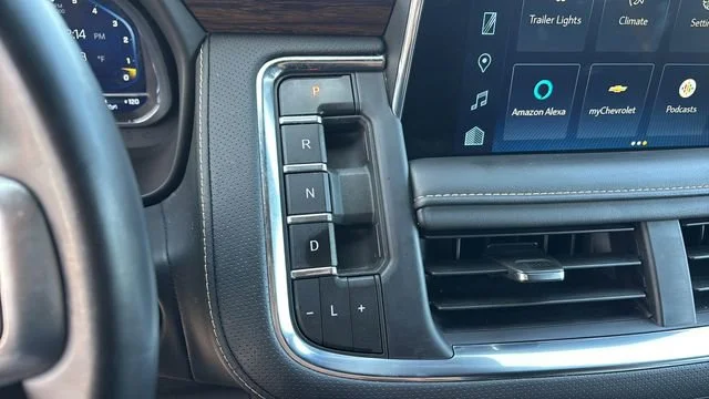 Used 2024 Black Chevrolet Premier image 29