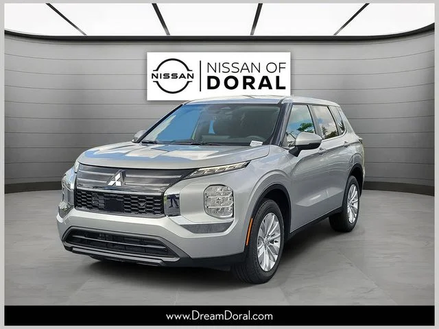 2026 Mitsubishi Outlander ES