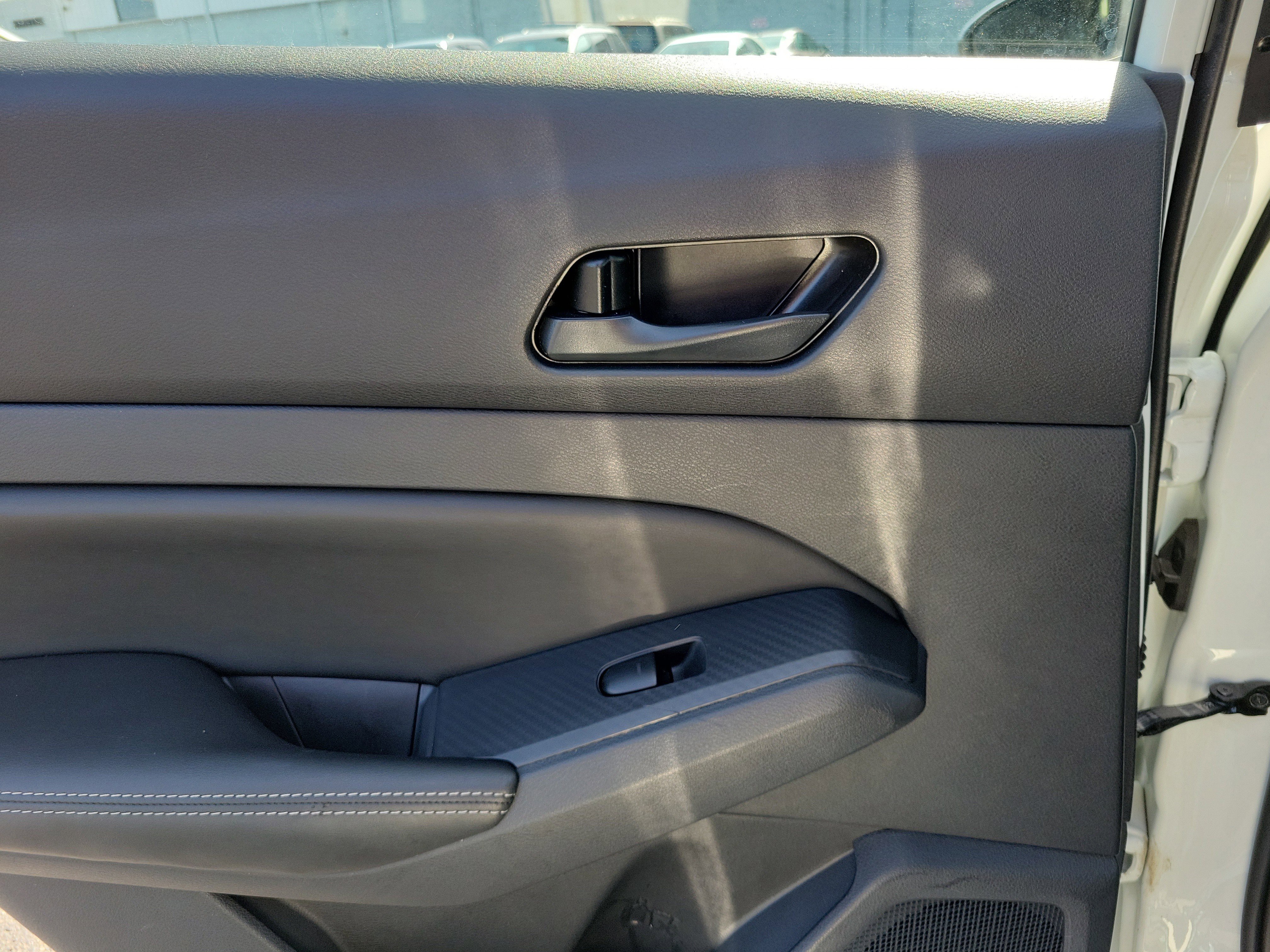 2025 Nissan Altima SV - Photo 12