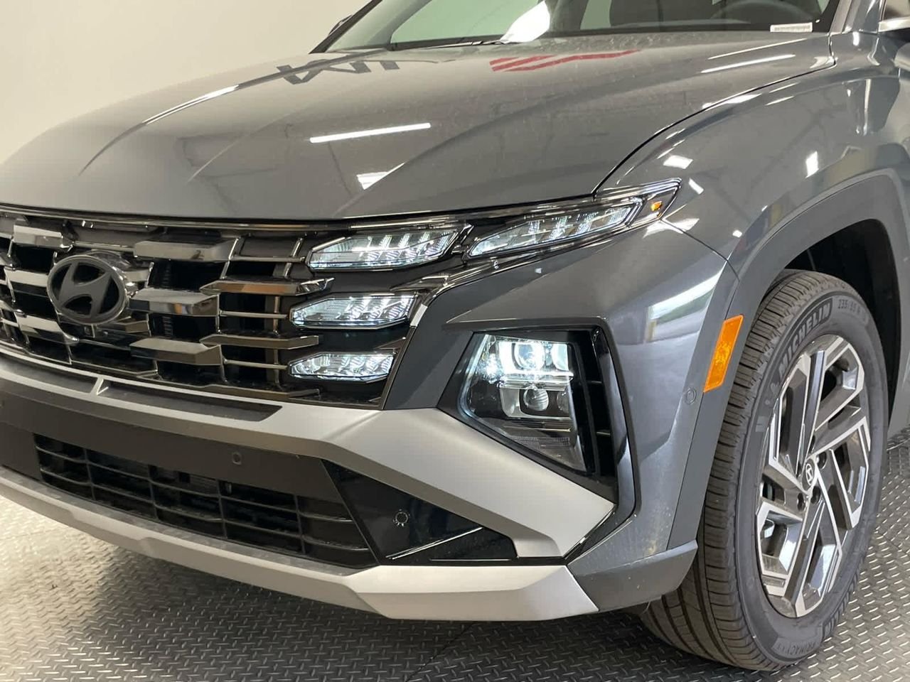 New 2026 Ecotronic Gray Hyundai Limited image 15