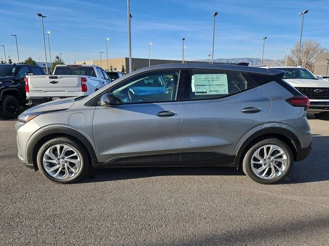 2027 Chevrolet Bolt LT - Photo 7