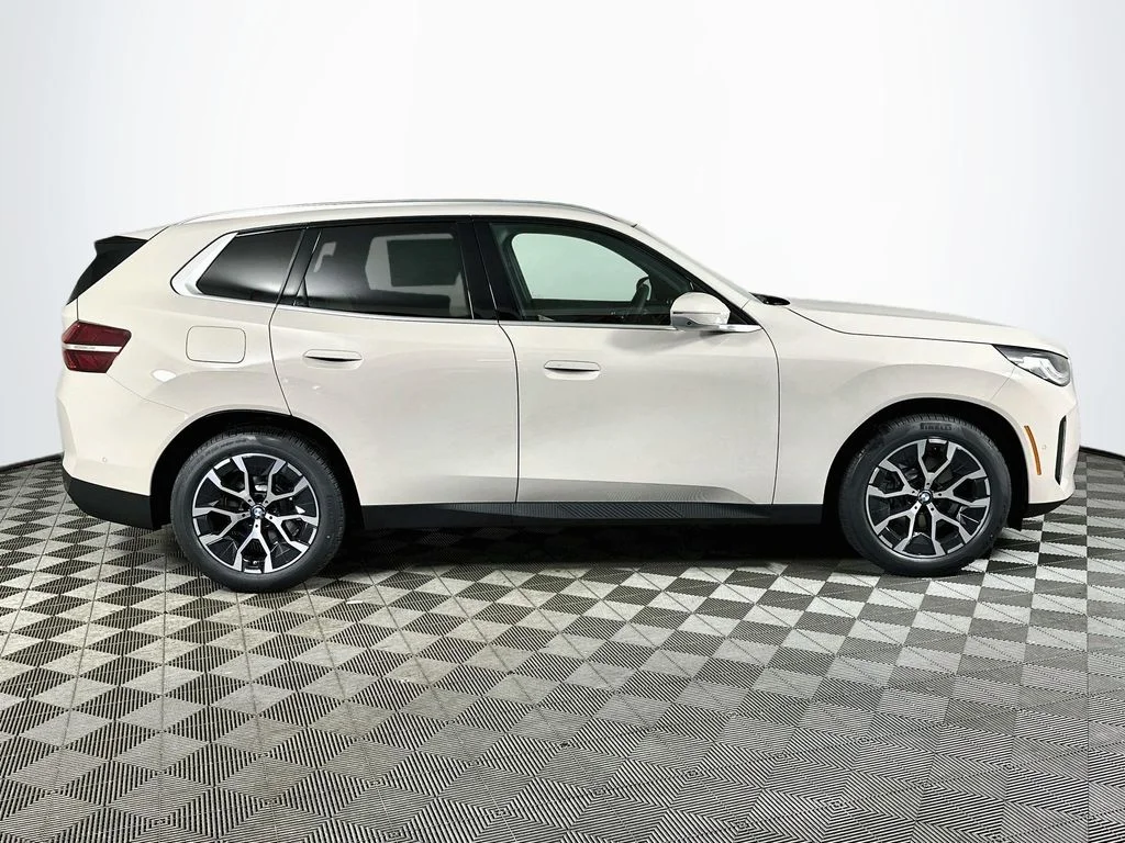 New 2026 Gray Metallic BMW 30 xDrive image 4