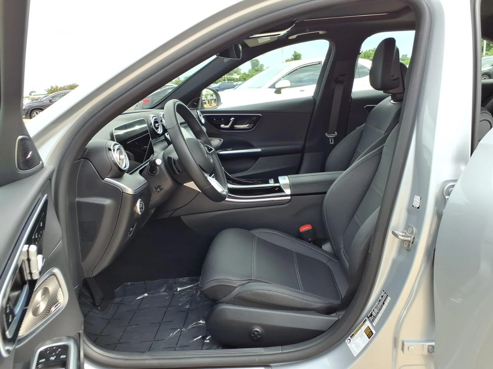 Used 2025 Cirrus Silver Metallic Mercedes-Benz C 300 image 13