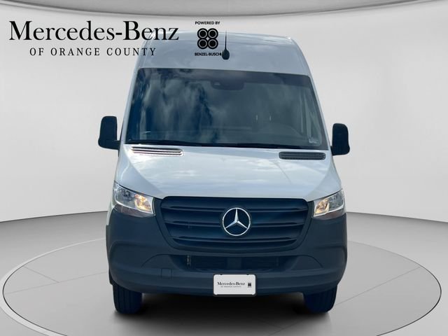 Used 2024 White Mercedes-Benz Cargo 170 WB image 5