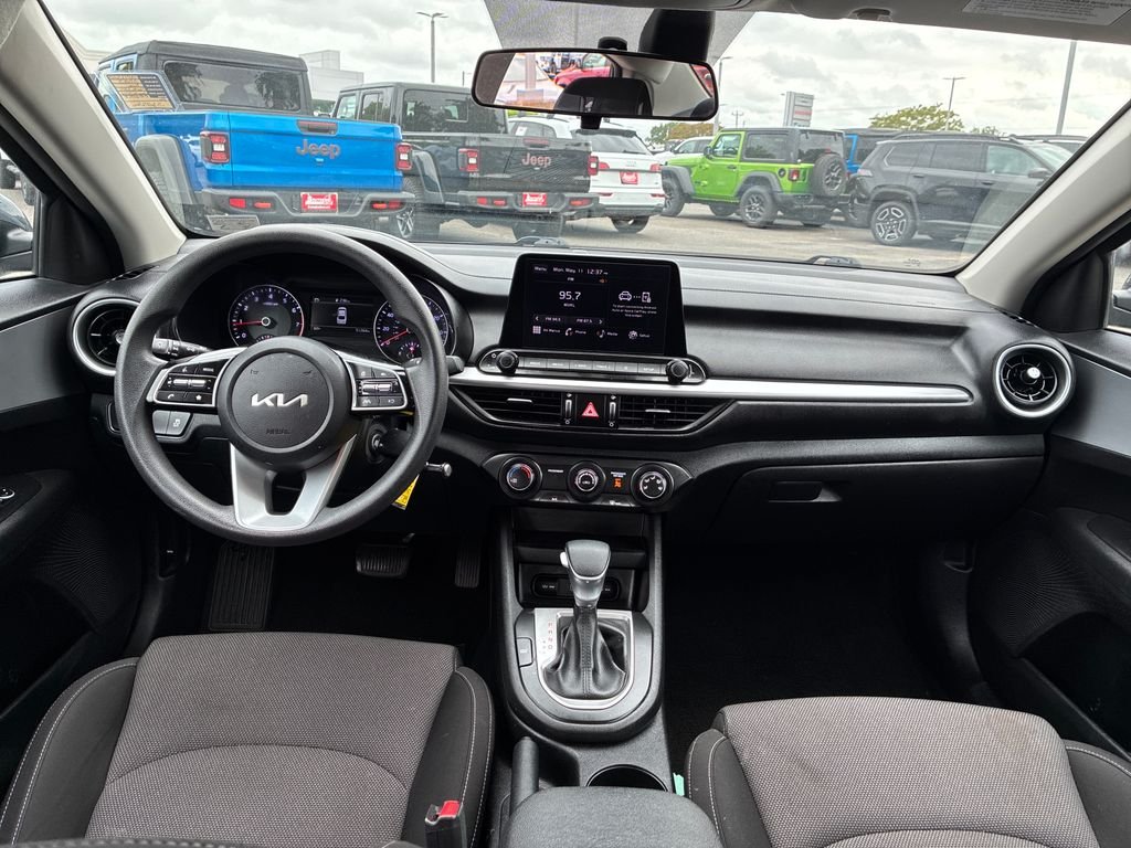 Used 2023 Gray Kia LXS image 14