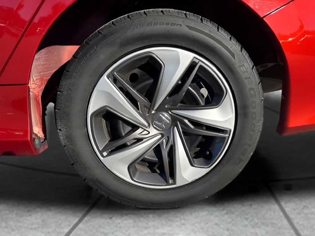 Used 2019 Orange Honda LX image 29