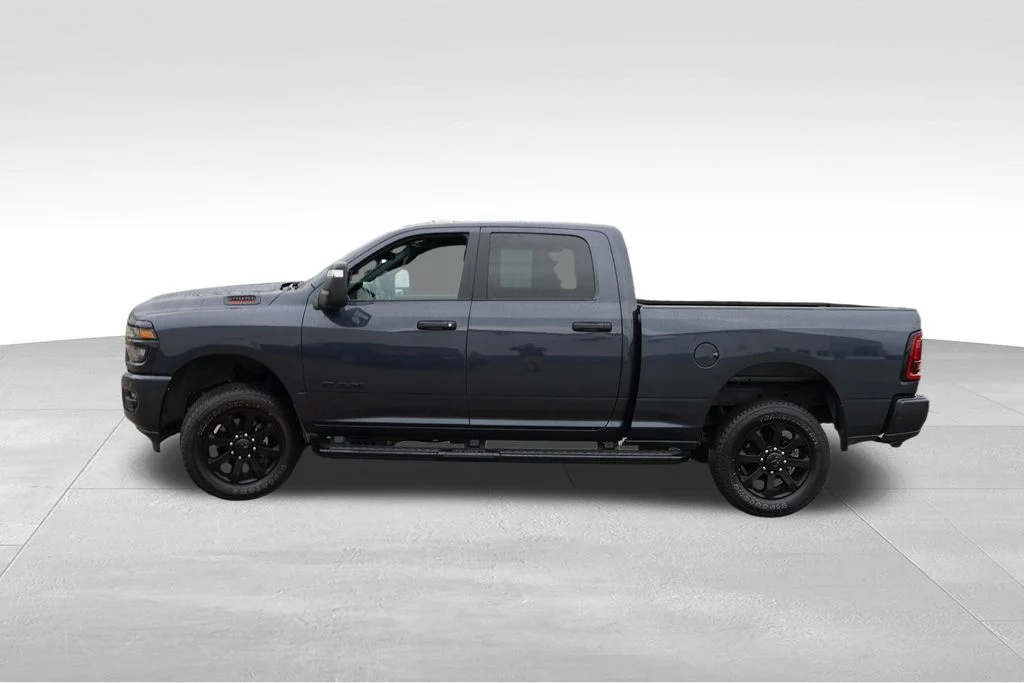 Certified Used 2025 Blue Ram Big Horn image 9