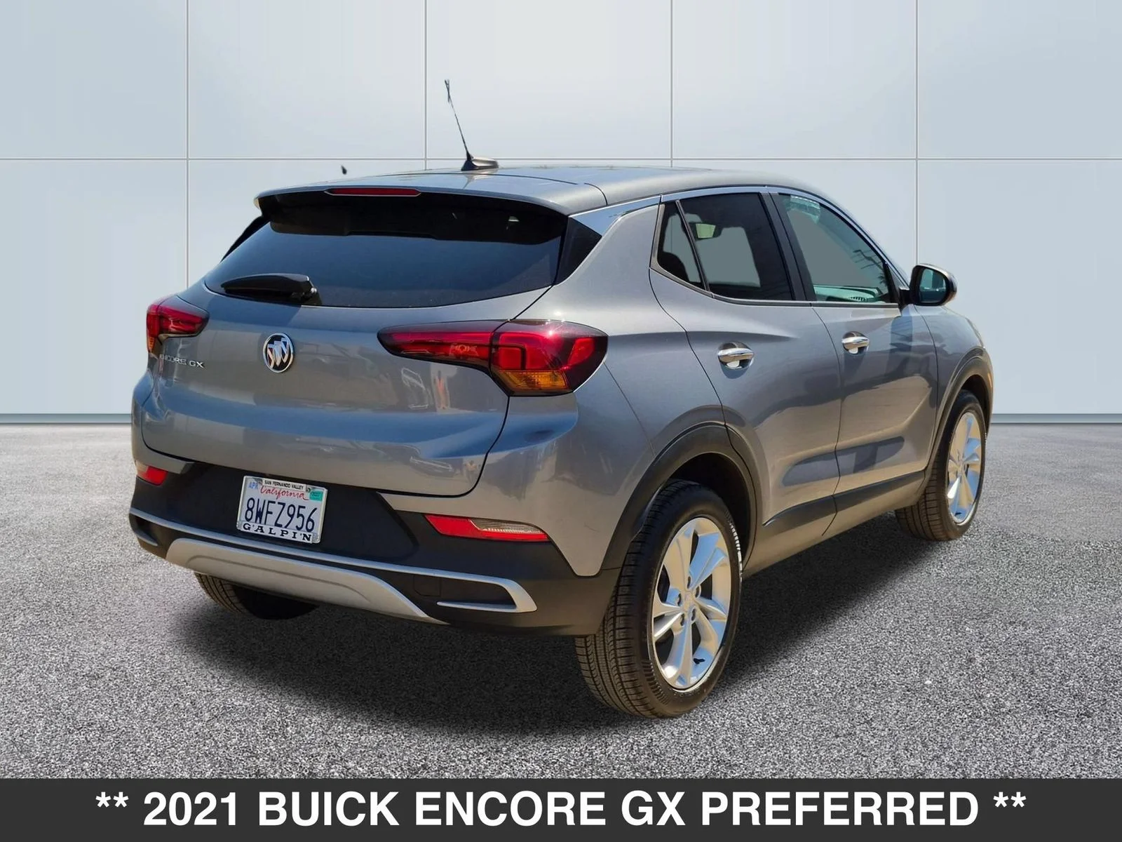 Used 2021 Gray Buick Preferred image 5