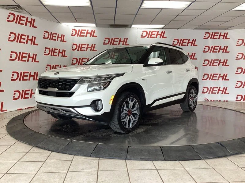 Used 2021 White Kia SX image 3