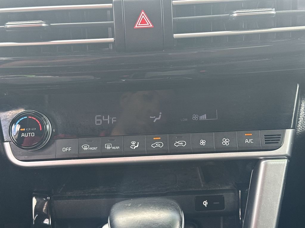 Used 2023  Kia EX image 29