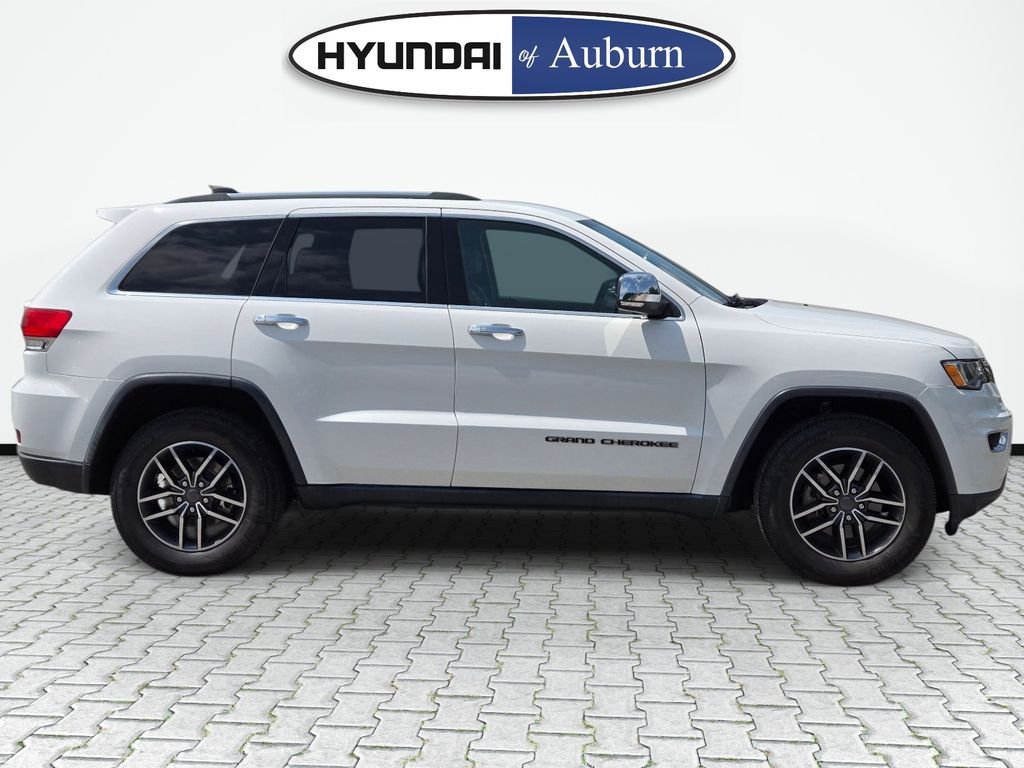 Used 2019 White Jeep Limited image 4