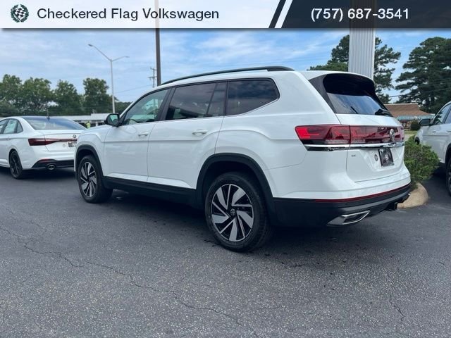 Used 2025 Pure White Volkswagen 2.0T SE w/Technology image 6