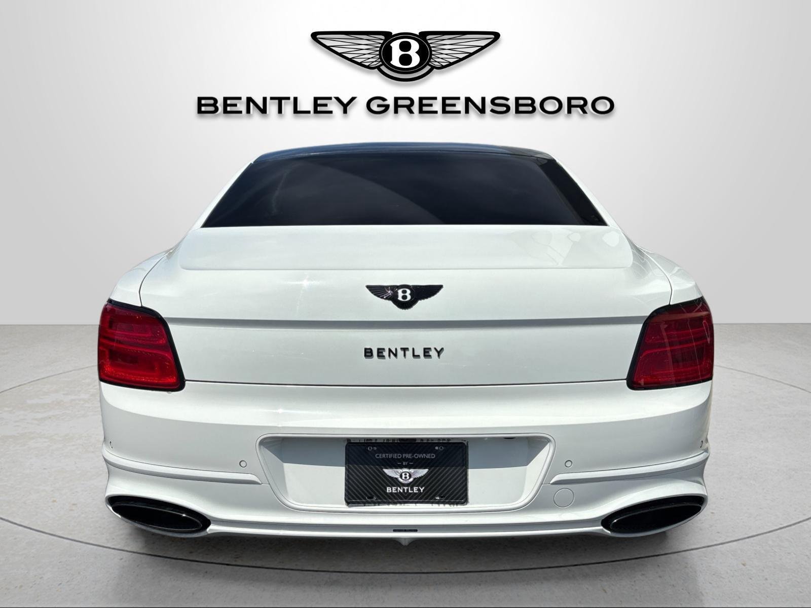 Used 2021 Glacier White Bentley W12 image 10