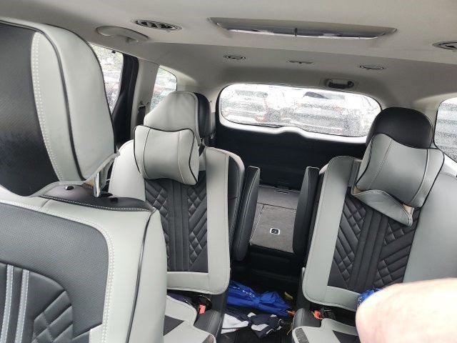 Certified Used 2024 Gravity Gray Kia EX image 7