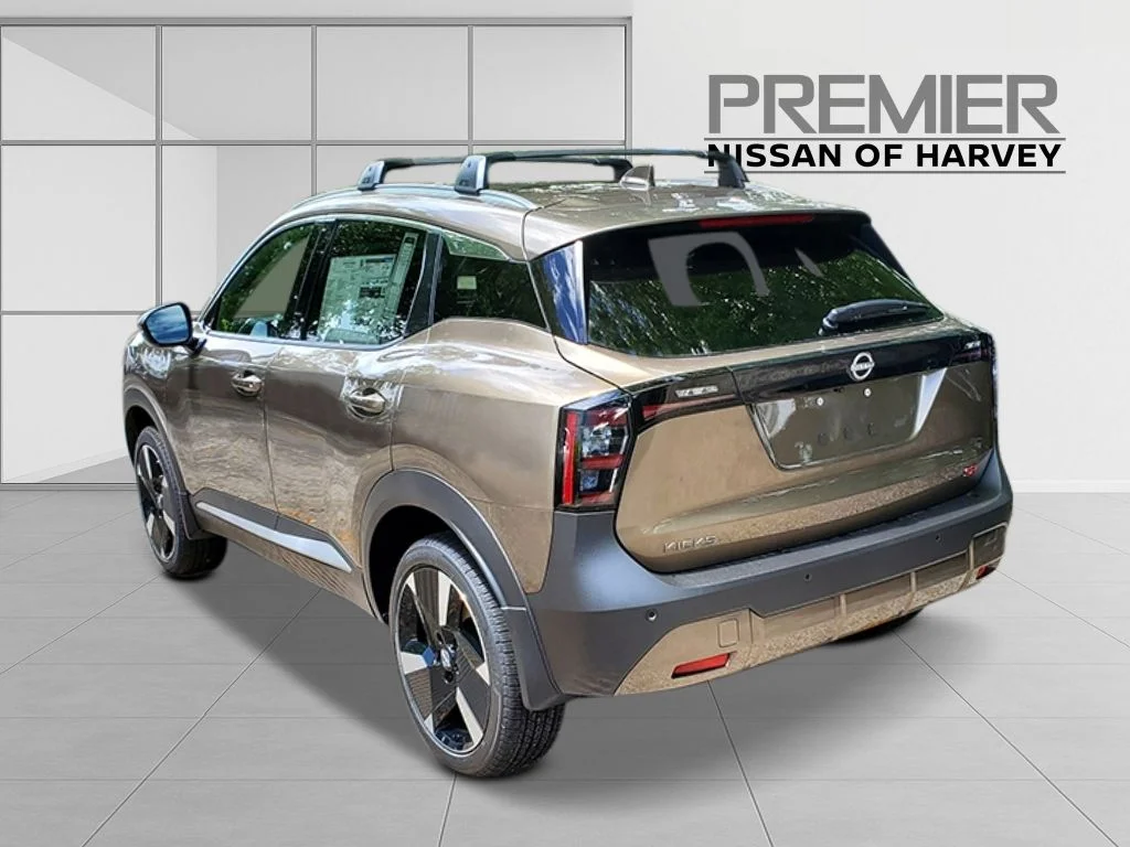 Used 2026 Bronze Metallic Nissan SR image 4