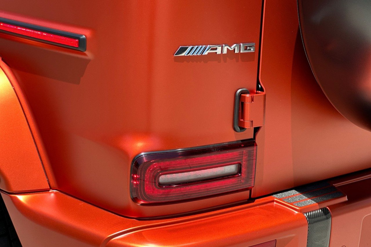 New 2026 MANUFAKTUR Copper Orange Magno Mercedes-Benz AMG® G 63 SUV image 25