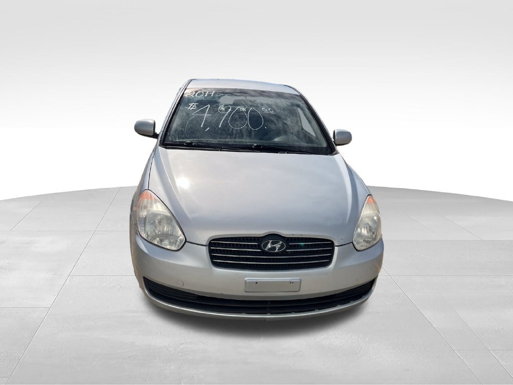 Used 2011 Silver Hyundai GLS image 8