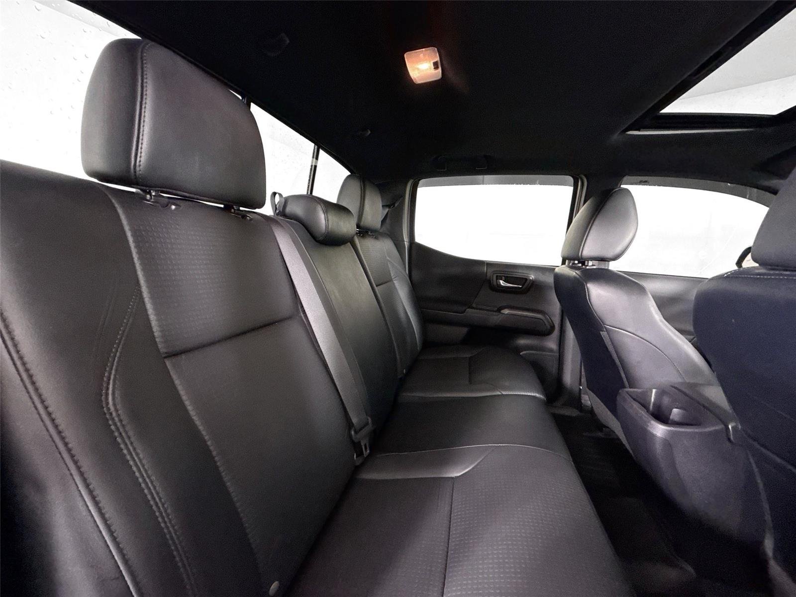 Used 2022 White Toyota TRD Off-Road image 39