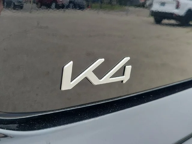 Used 2025 Black Kia LXS image 8