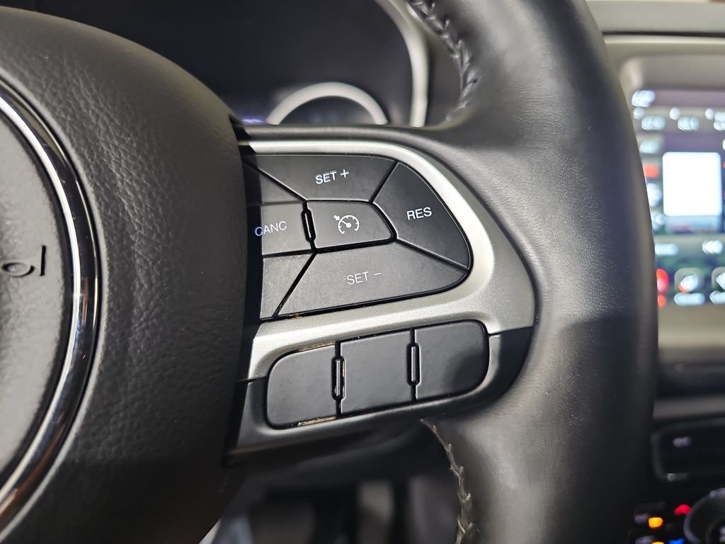Used 2020 White Jeep High Altitude image 20