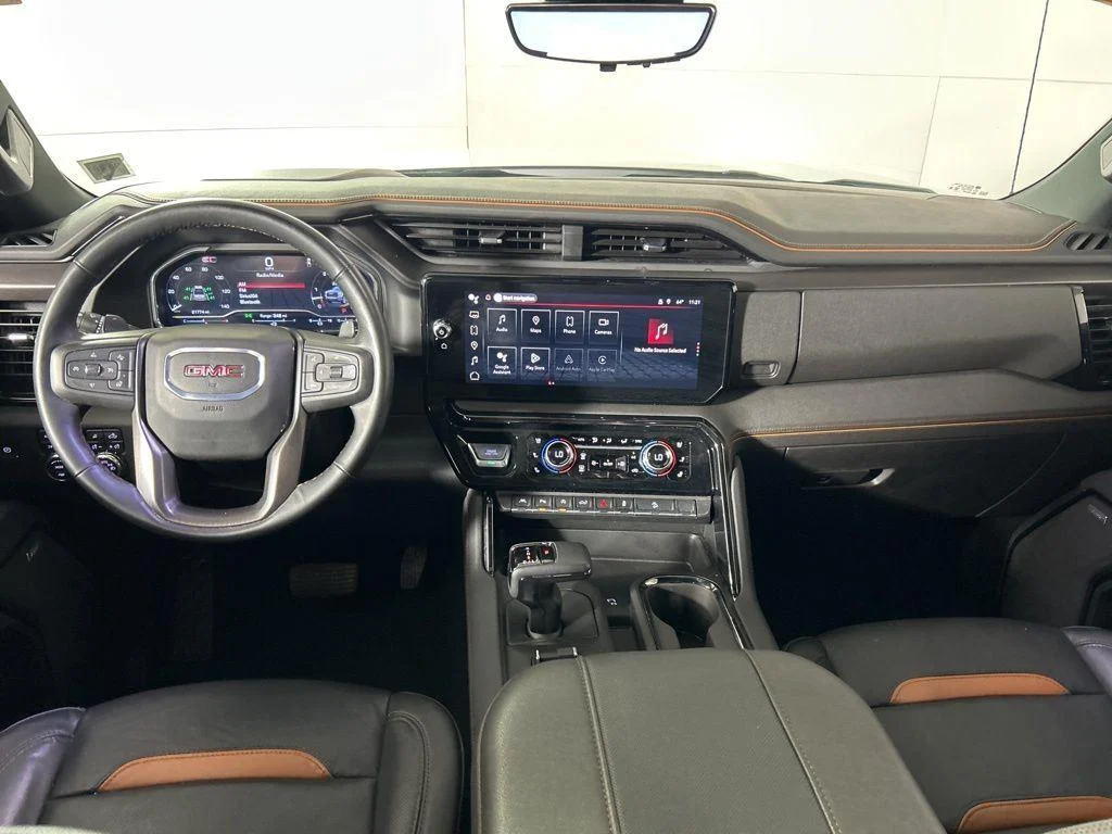 Used 2025 Summit White GMC AT4 image 41