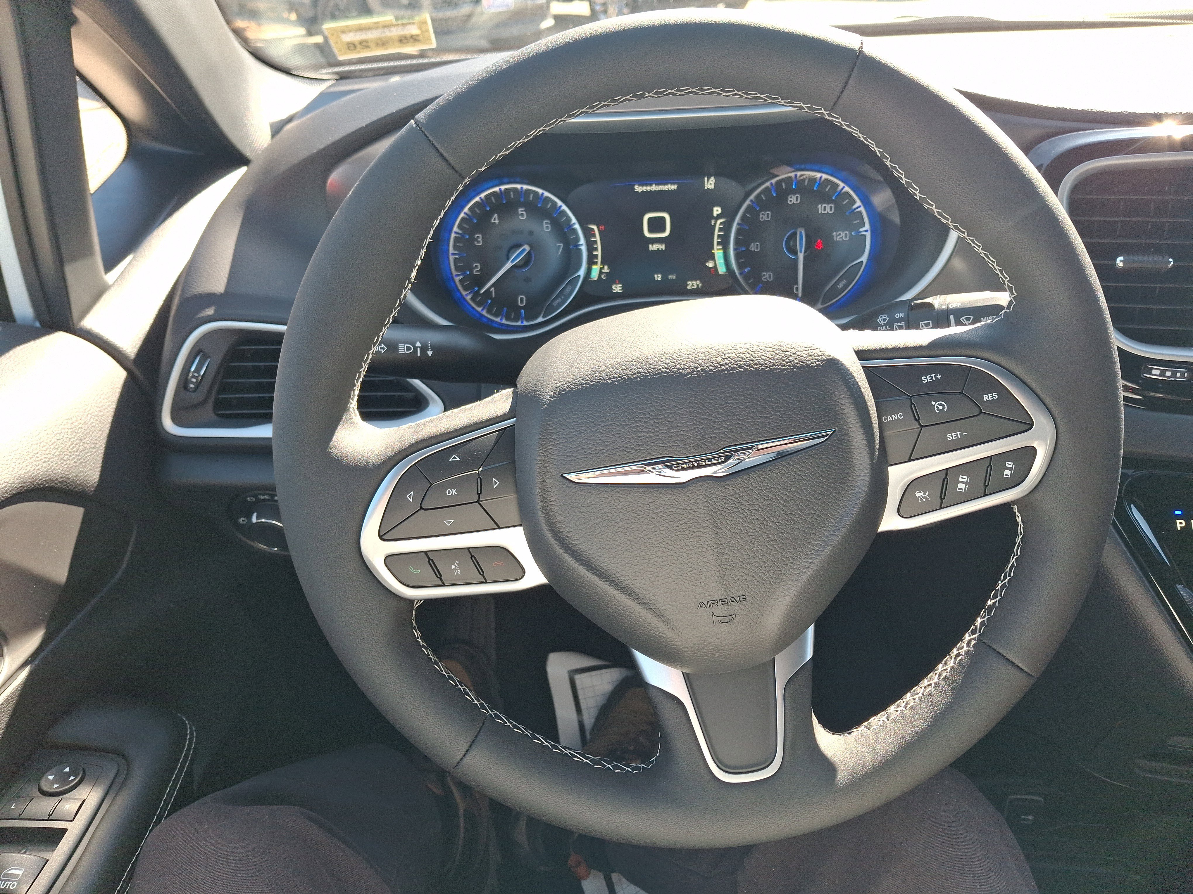 2026 Chrysler Voyager LX - Photo 14