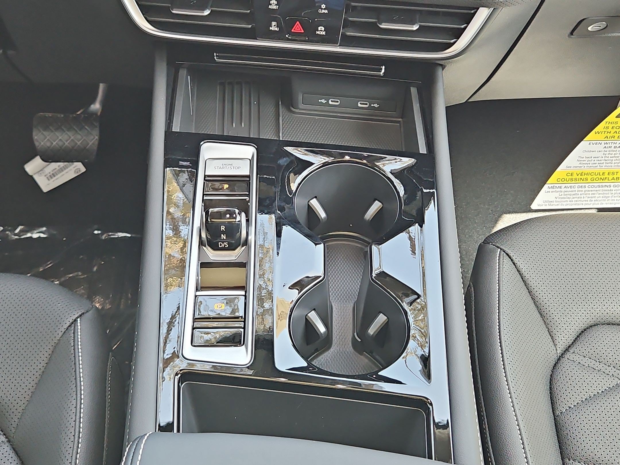 New 2026 Pure Gray Metallic Volkswagen 2.0T SE w/Technology image 17