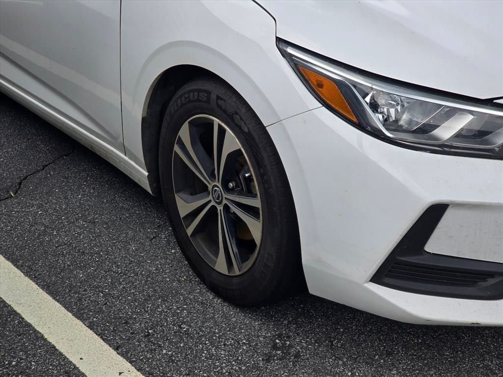 Used 2021 White Nissan SV image 17