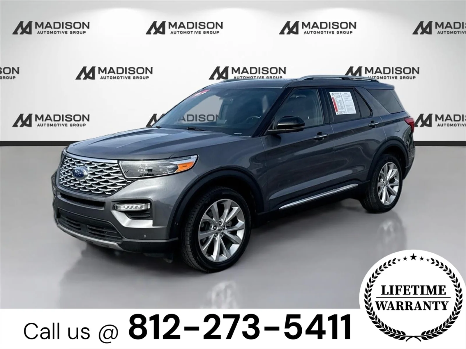 2022 Ford Explorer Platinum 4WD's photo