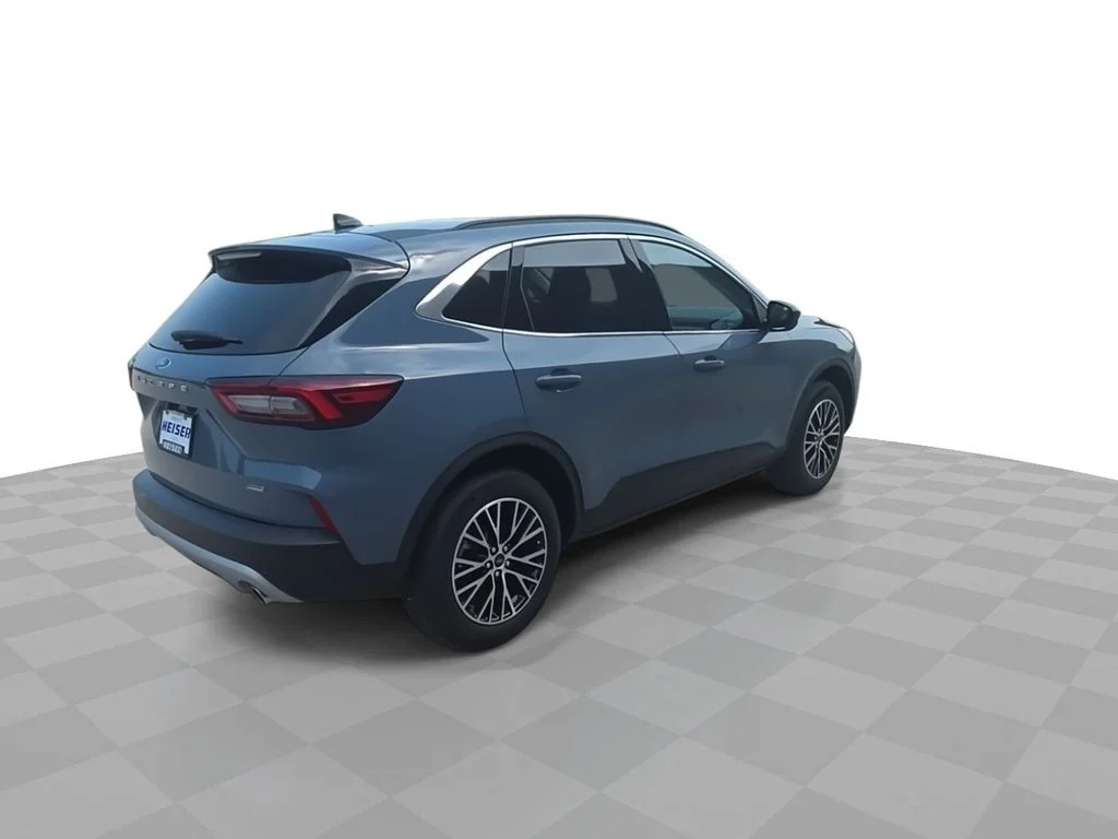 Used 2025 Blue Ford Base image 8