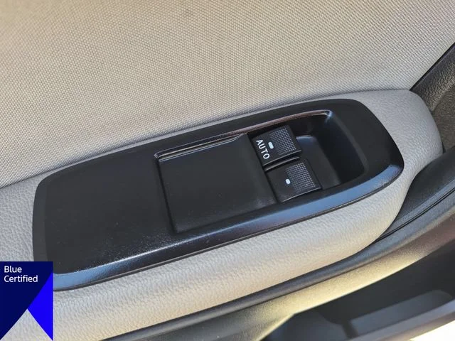 Used 2019 Red Ford XLT image 13