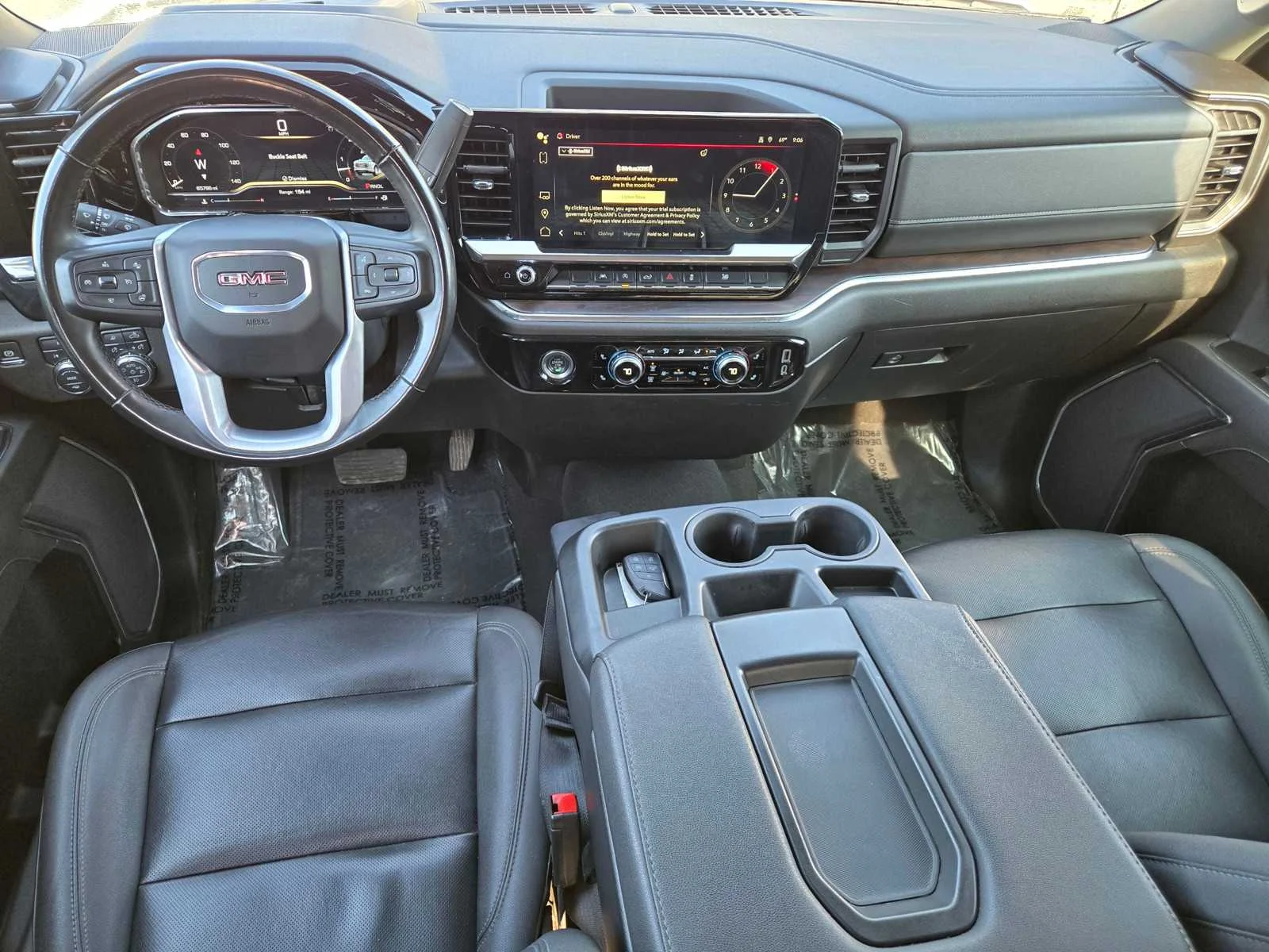 Used 2024 Summit White GMC SLT image 9