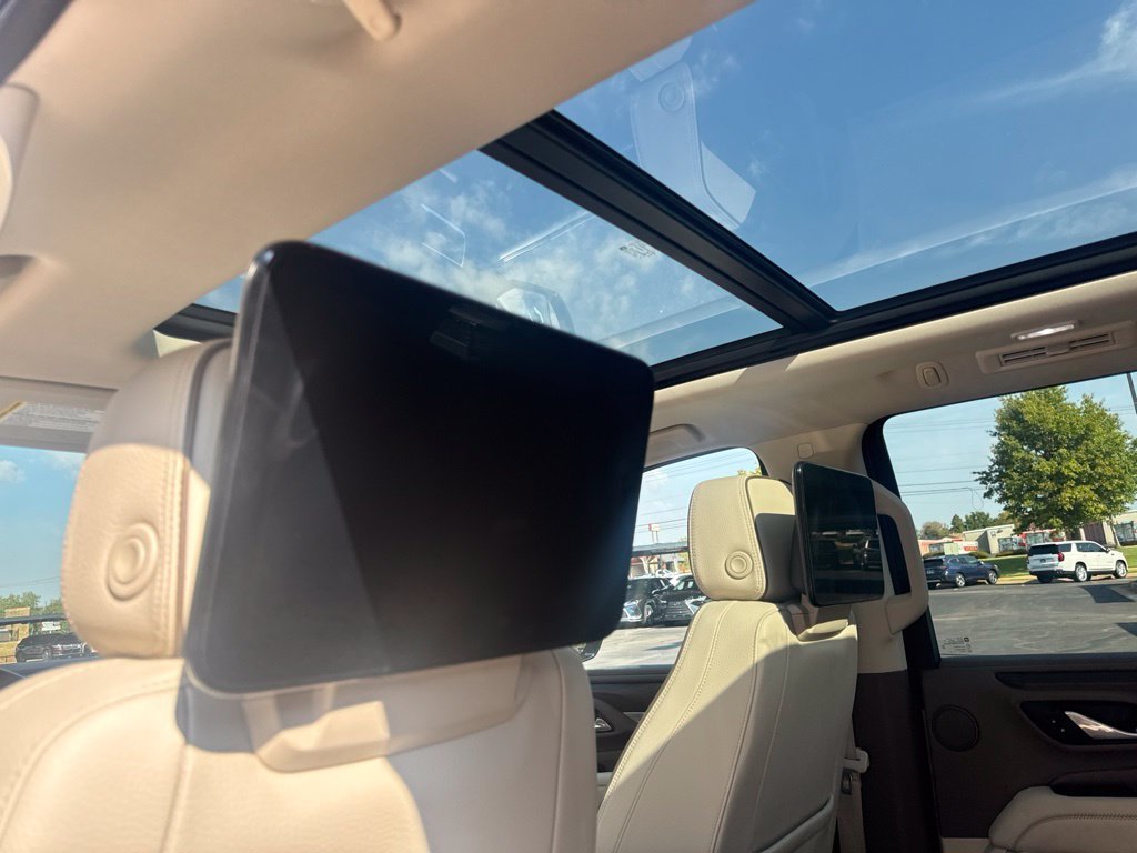 Used 2021 White GMC Denali image 8