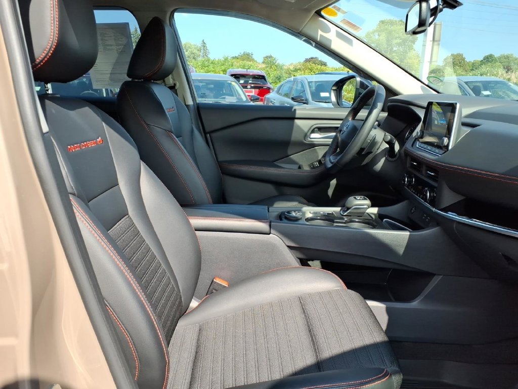 2025 Nissan Rogue Rock Creek - Photo 40