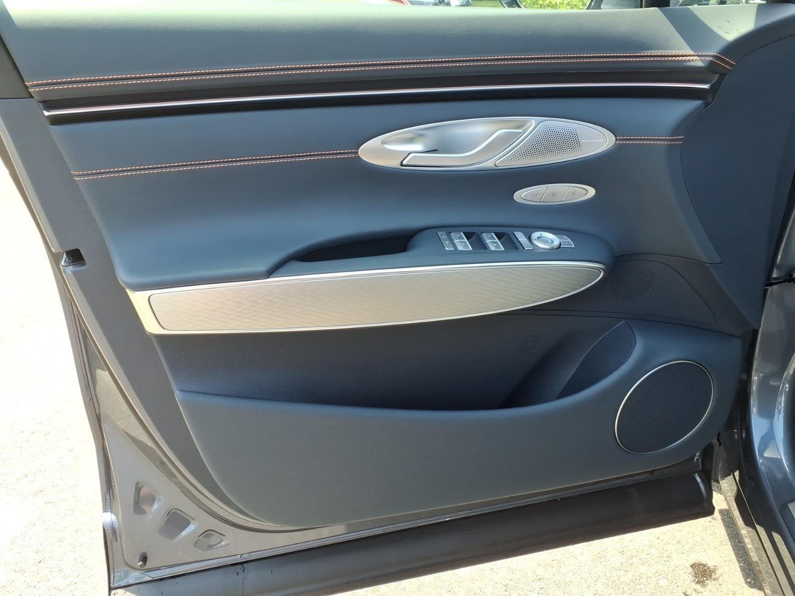 New 2026 Ceres Blue Genesis 2.5T SPORT PRESTIGE image 27