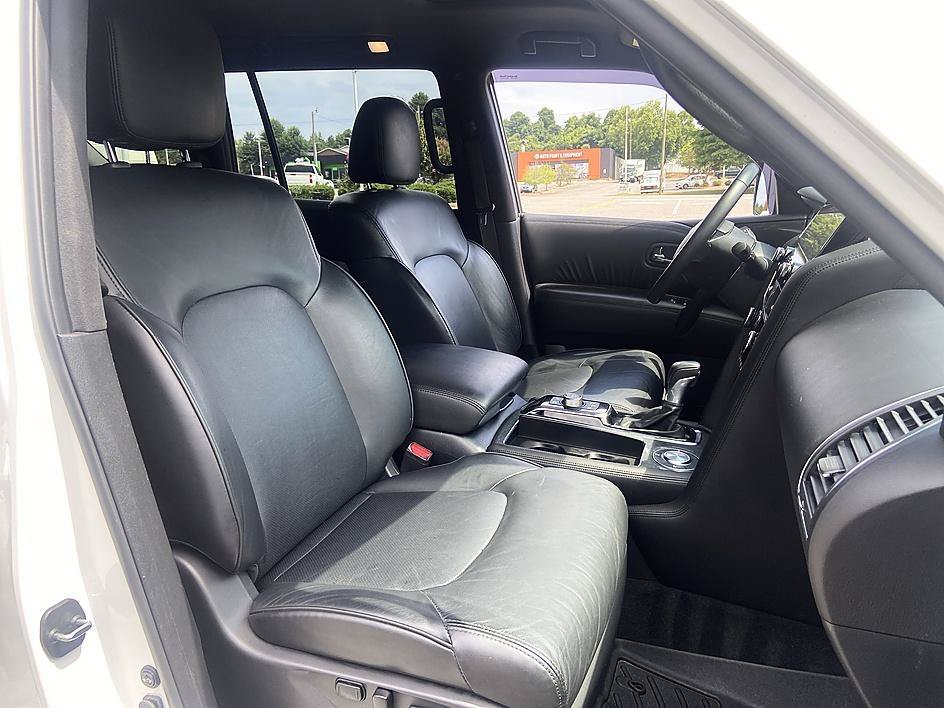 Used 2021 Aspen White Tricoat Nissan SL image 18