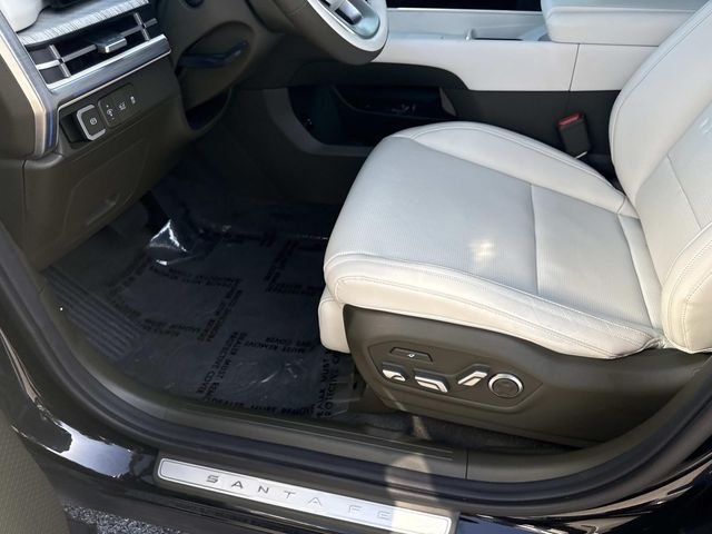 Used 2025 Black Hyundai Calligraphy image 19