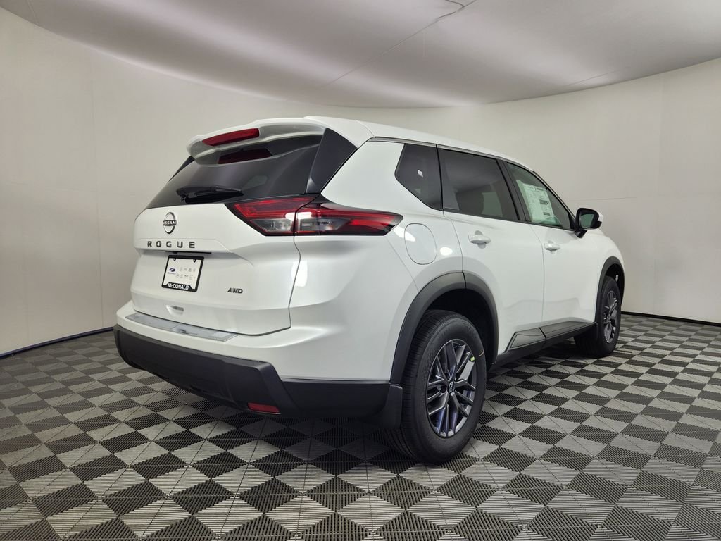 New 2026 Everest White Pearl TriCoat Nissan SV image 5