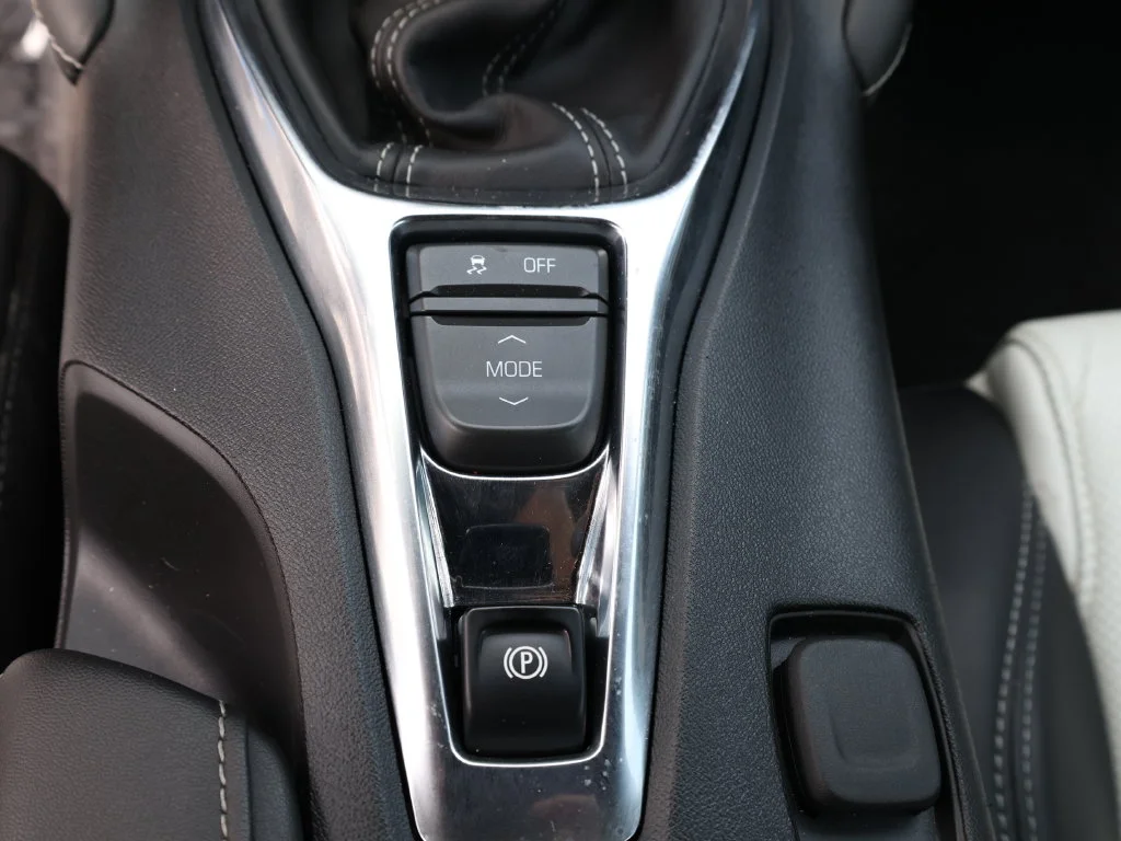 Used 2023 Blue Chevrolet 2LT image 21